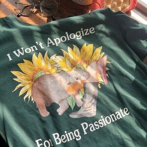 Moo Deng Meme Graphic Tee